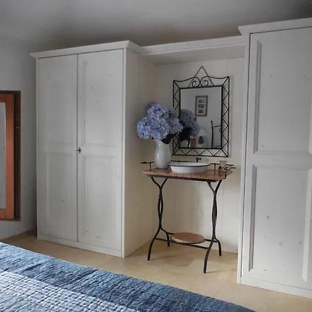 La Esterlizia Apartament Àrbatax